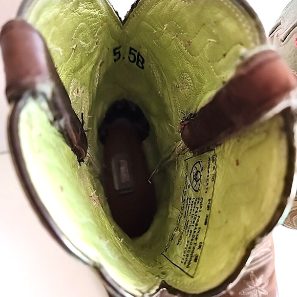 Ariat Green Mid-Calf Boots with Western Flair - Picture 9 of 10